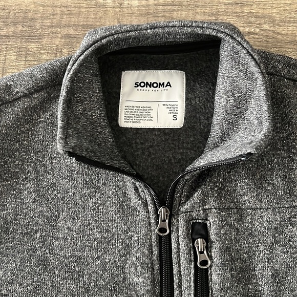 Sonoma Zip Up - Size Small - Picture 4 of 6